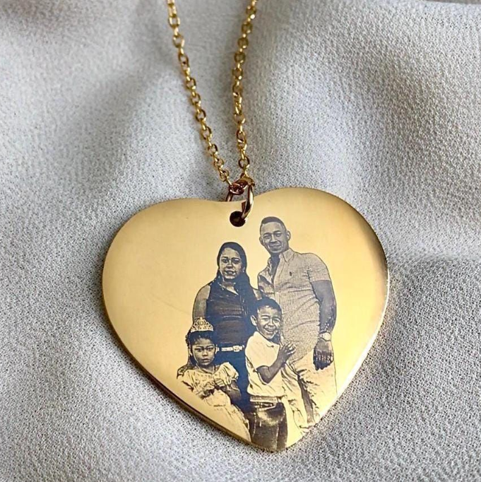 Collar Personalizado con Nombre – Llévalo Siempre Contigo 💖